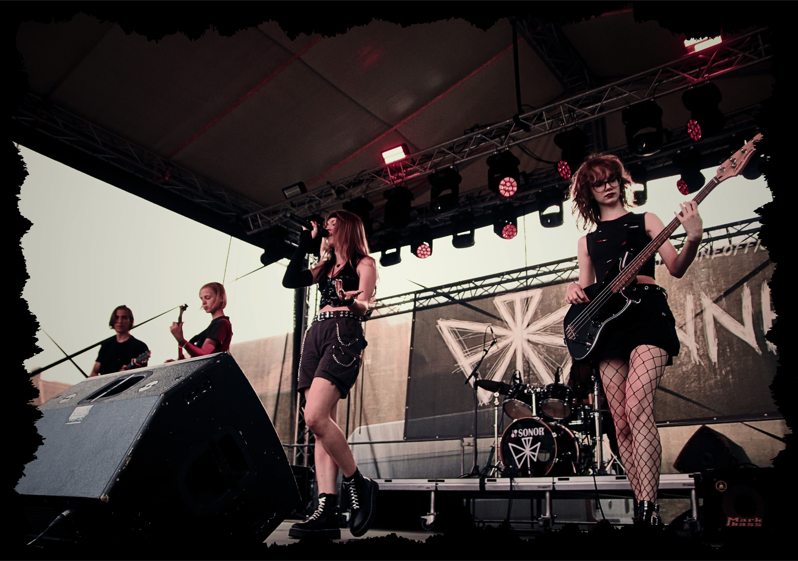 Anne Live Performance